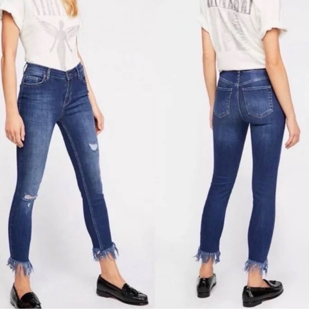 Free People Great Heights Frayed Skinny Jean ankle size 27